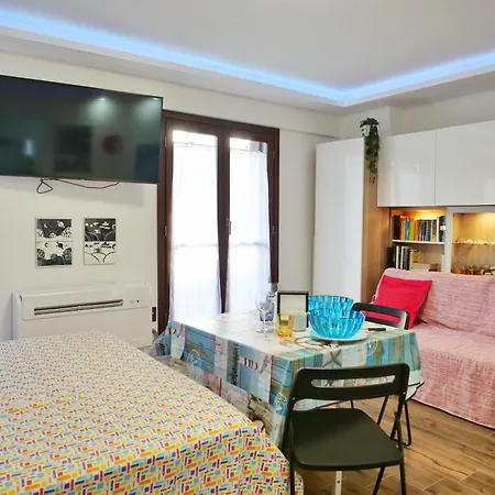 Latanadifedro - Monolocale Tra Centro Storico E Mare *